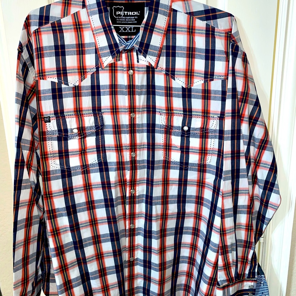Men’s long sleeve pearl snap Petrol Jeans shirt.